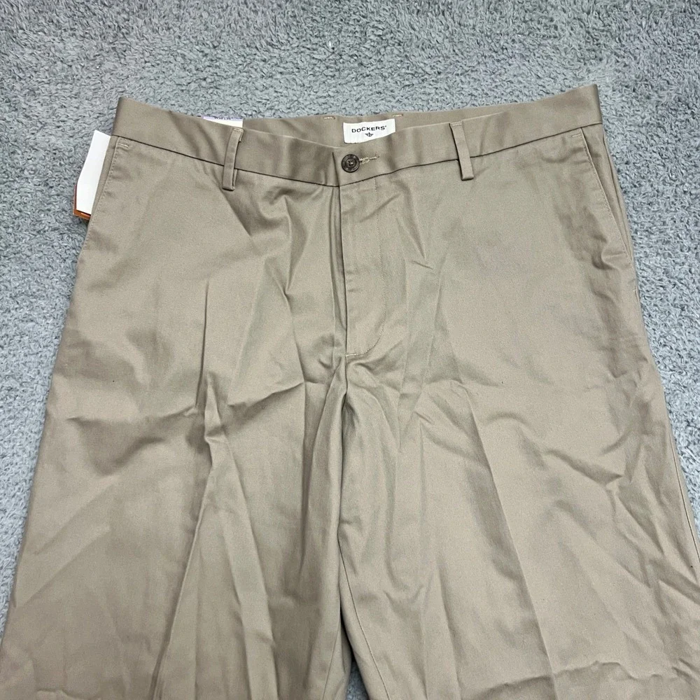 Dockers‎ Dress Pants Mens 38x34 Signature Khaki Beige Relaxed Stretch NEW Casual